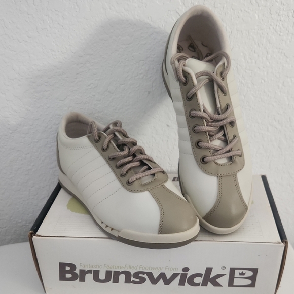Women's White and Tan Bowling Shoes - Picture 1 of 5